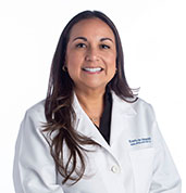 Everly de Hoyos, APRN, AGPCNP-C